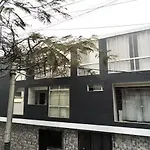 Hospedaje Las Palmas Del Sol De Surco